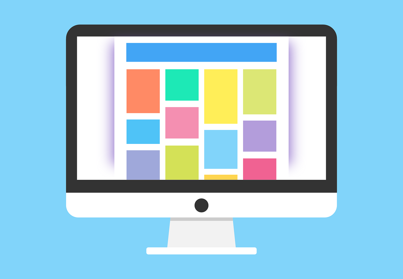 komputer z grafikami optymalizacja grafik